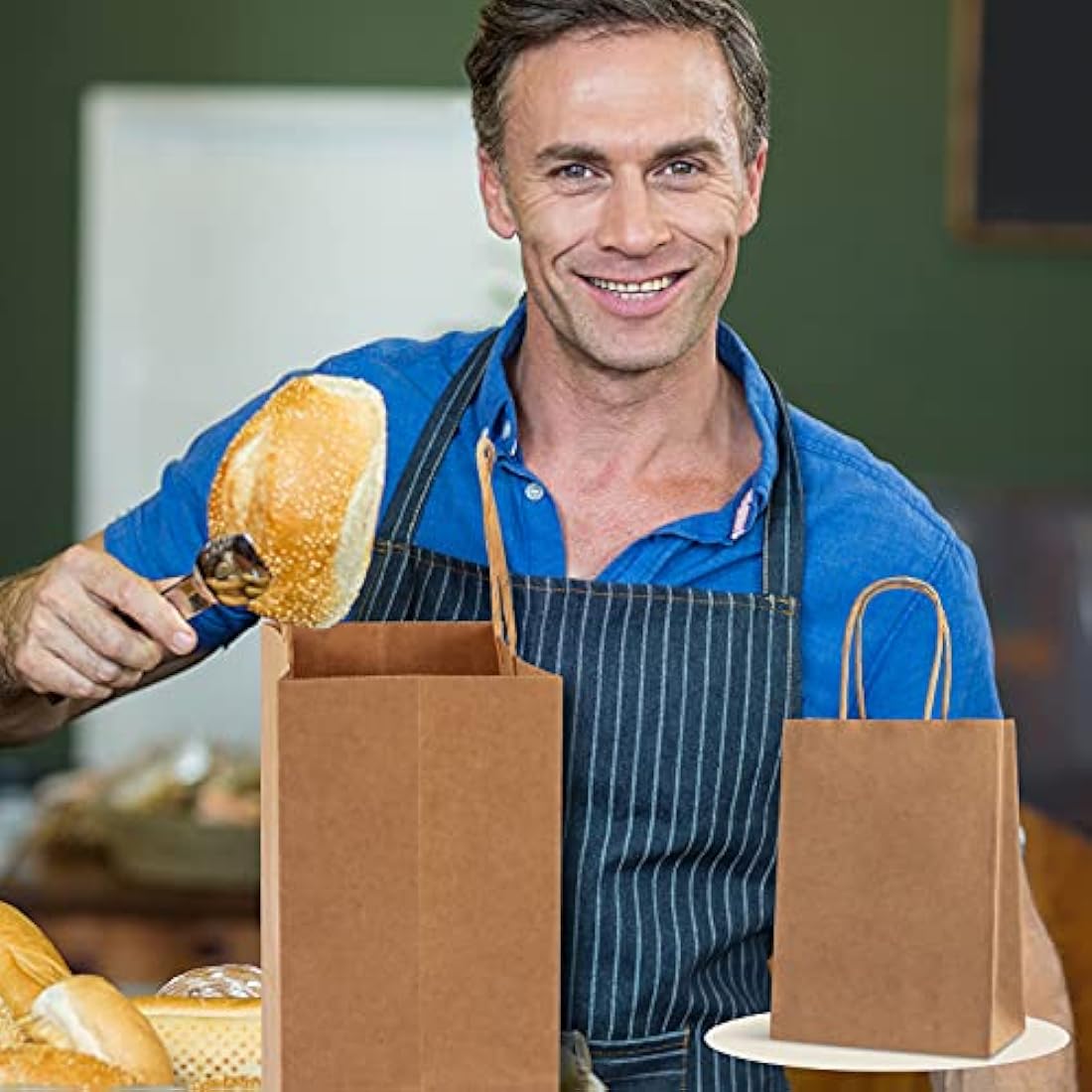 HAUSPROFI 25pcs Kraft Paper Bags for Gifts, Food & Sweets, Strong Carrier Bags with Twisted Handles for Kid Parties, Weddings, 27x21x11cm, Thicken 130gsm