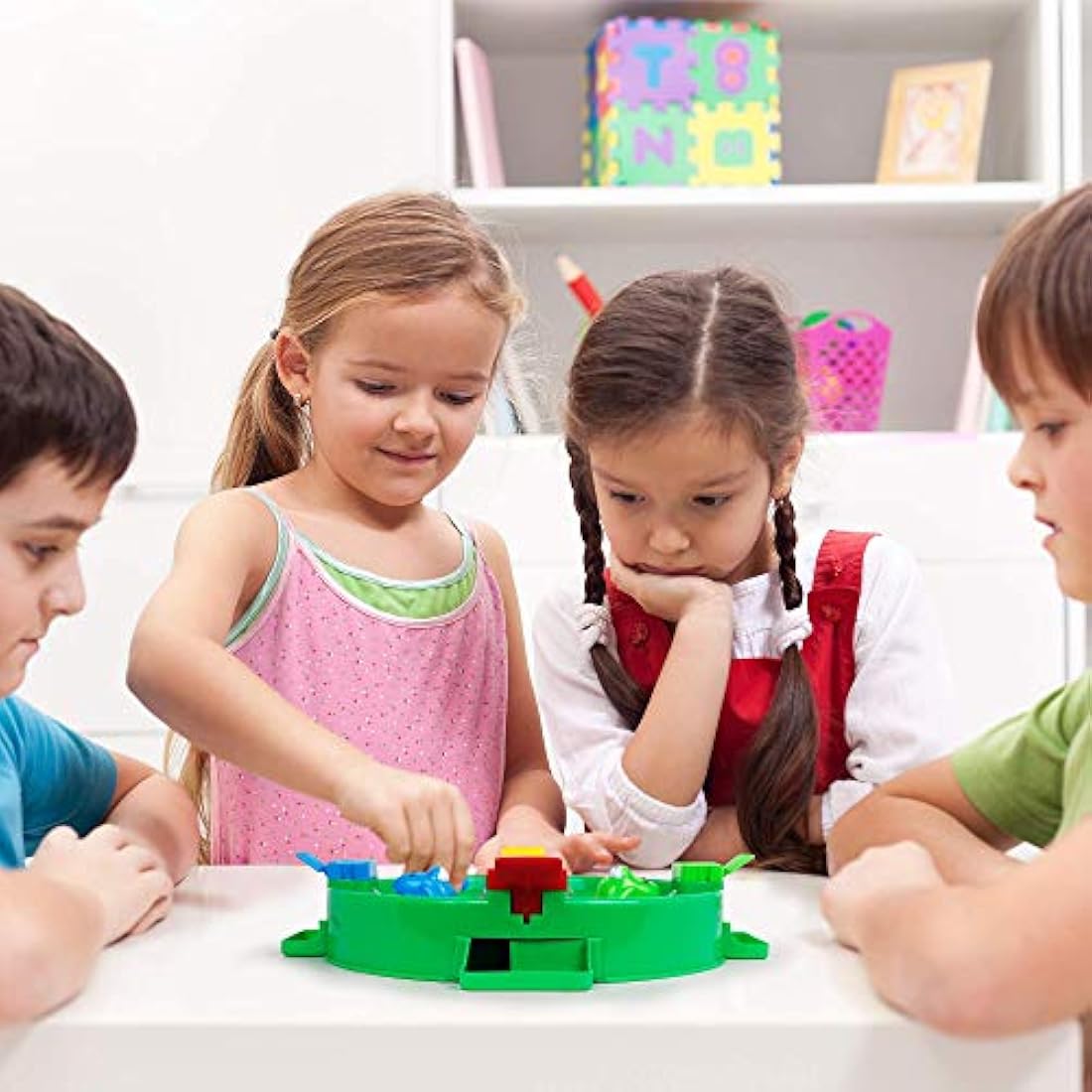 EPHIIONIY Bambiya Hungry Frogs Family Board Game – Intense Game of Quick Reflexes – 4 Player Classic Board Games Fun, Includes All Pieces Needed to Play – Frog Toy for Kids 3 Years and Older