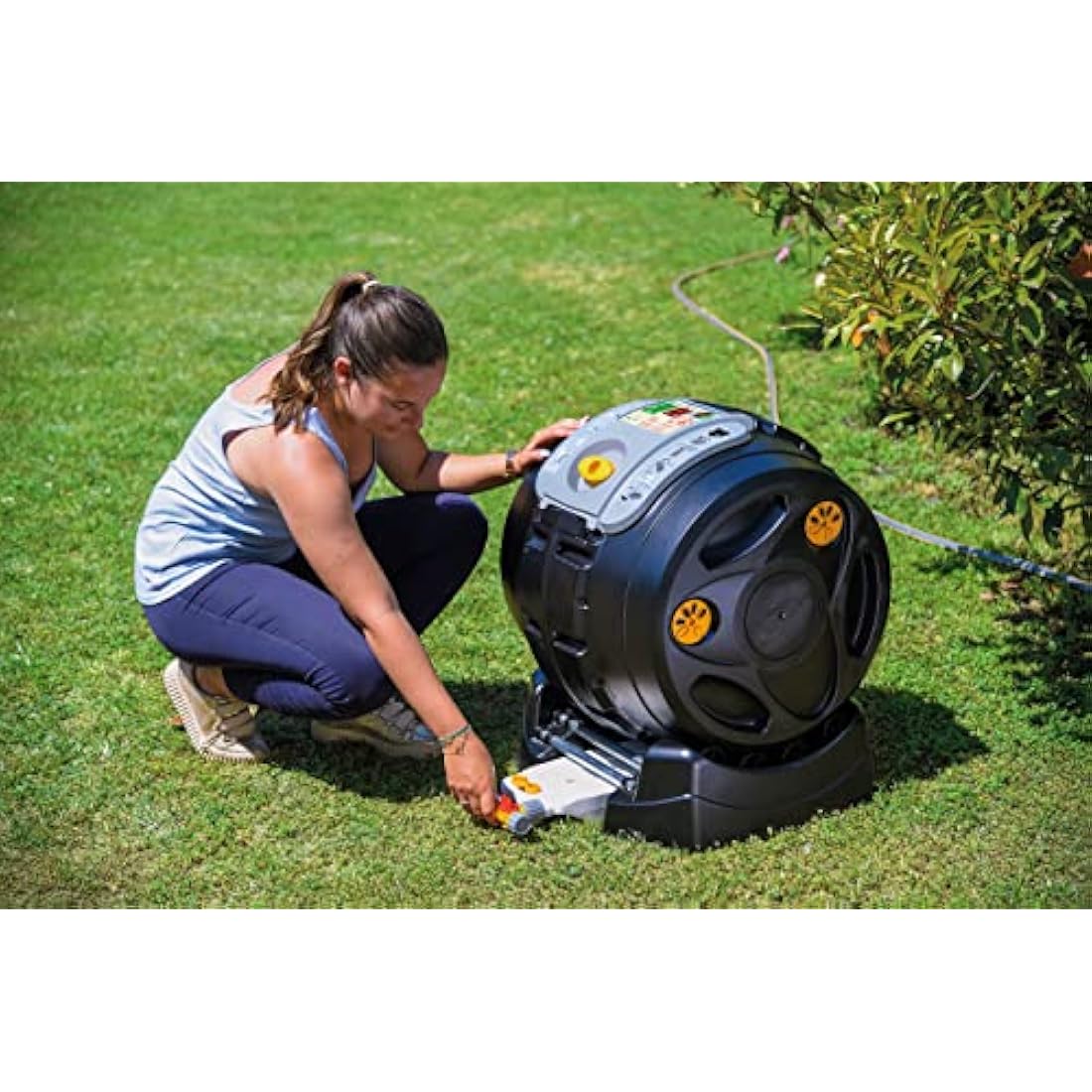 HOZELOCK - Easymix 2-in-1 Composter: Rotating Composter with 100 Litre Capacity. Mixing 3x Faster than Standard Composters (8 Weeks), Compost Juice Collection Container [4001 0000]