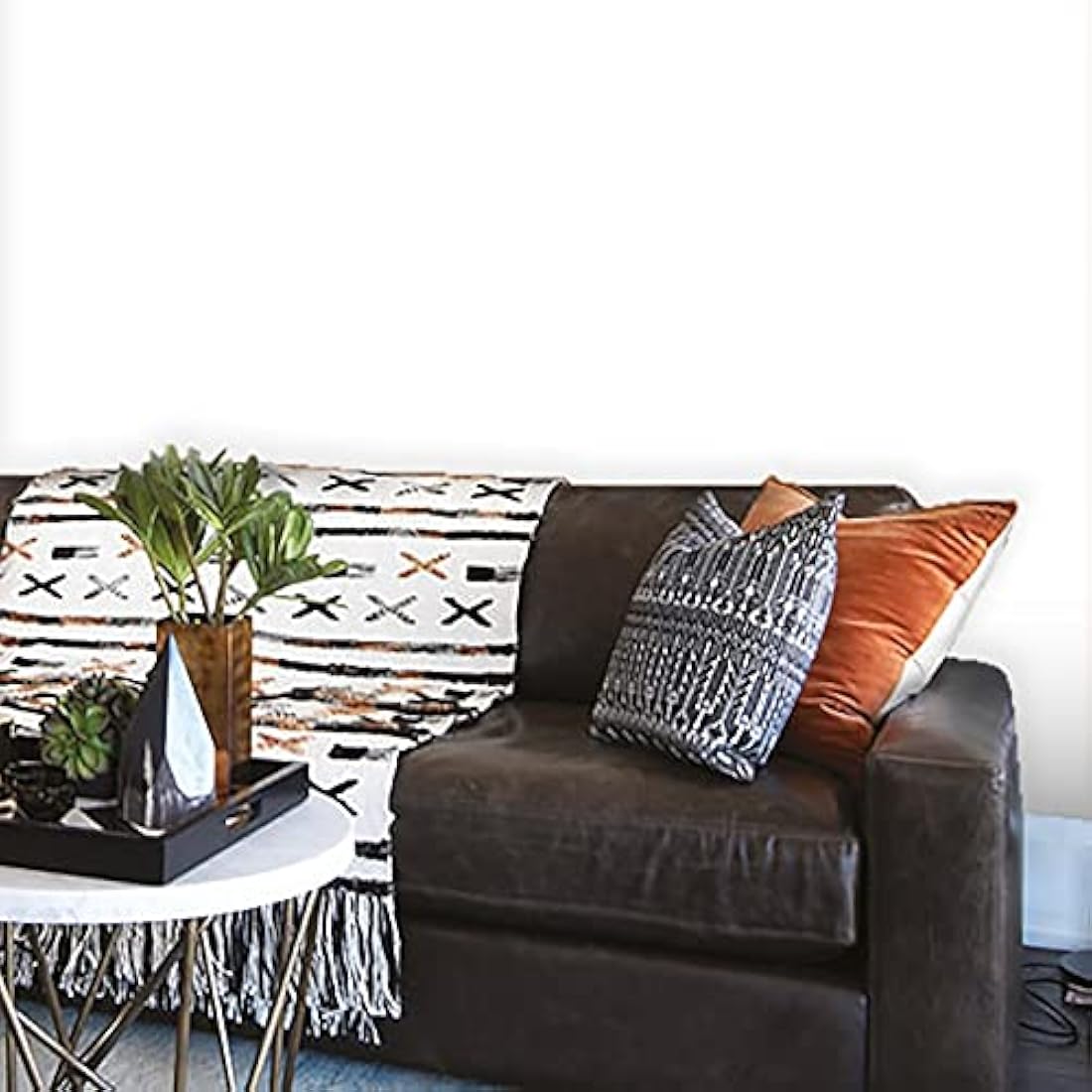 Johnstone's One Coat Matt Emulsion Paint - Pure Brilliant White 2.5L