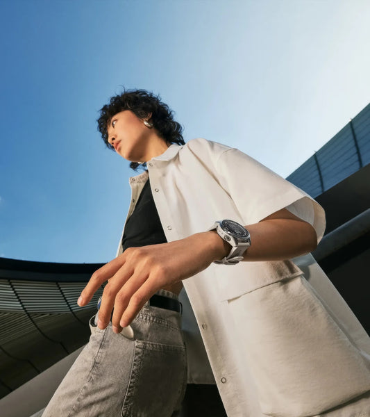 Genuine Porsche x Garmin Epix Pro Smartwatch Watch GPS 12 Crest Logo Faces