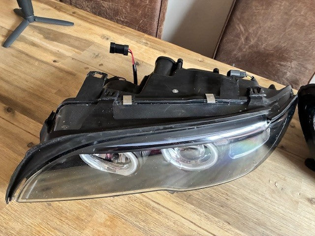 UK STOCK LT LED DRL XENON Headlights BMW 3-Series E46 Coupe Cabrio 03-07 black CUSTOMER RETURN