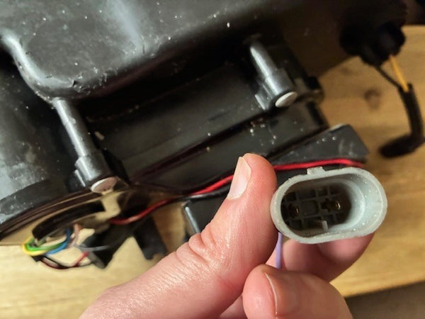 UK STOCK LT LED DRL XENON Headlights BMW 3-Series E46 Coupe Cabrio 03-07 black CUSTOMER RETURN