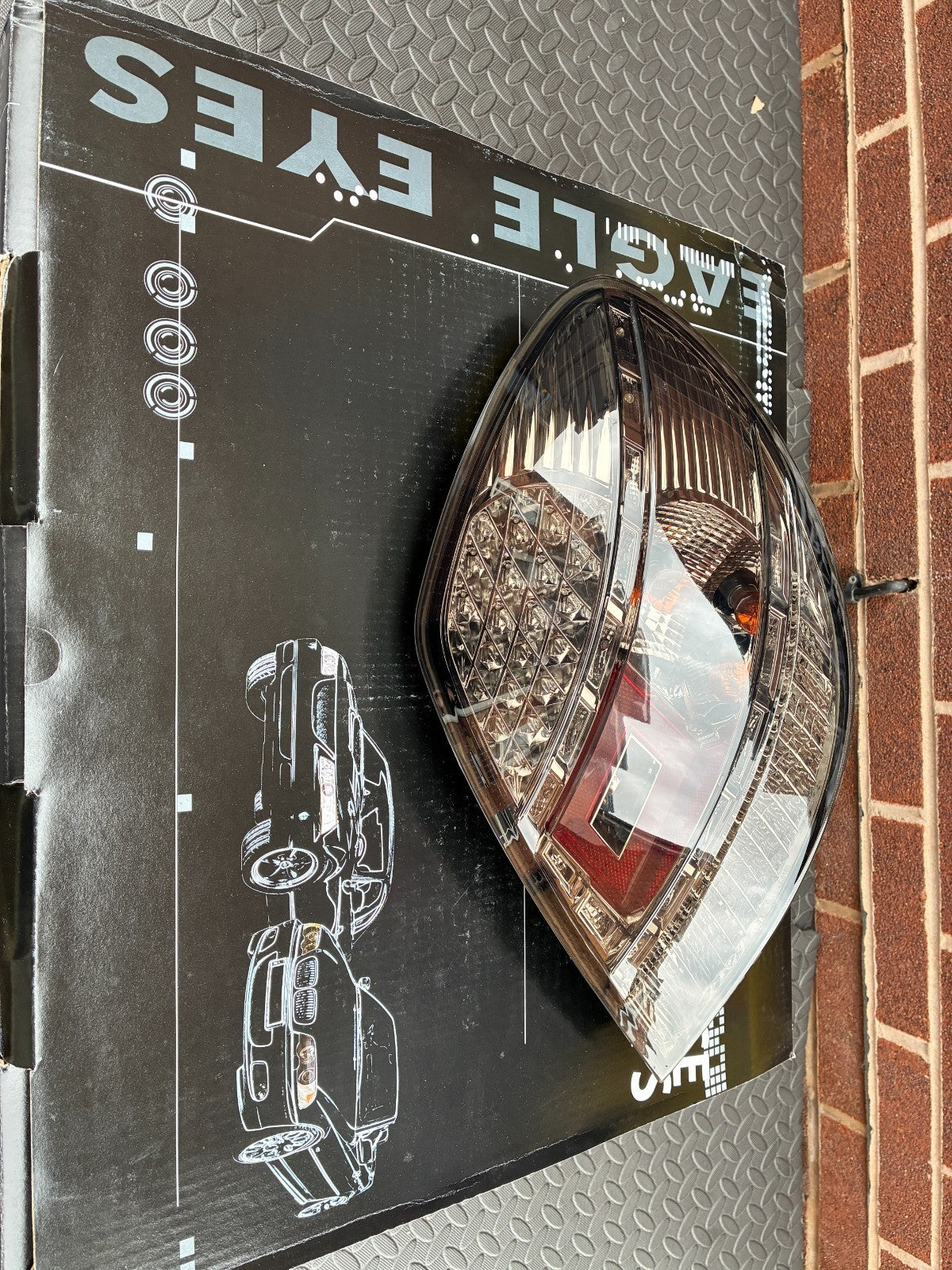 UK LT Pair LED Lightbar DRL Rear Tail Lights Mercedes SLK R171 04-11 black LHD