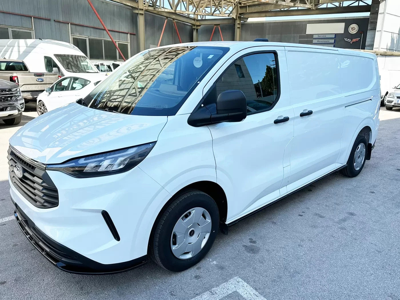 Motordrome Side Skirts 2 Ford Transit Custom Mk2 L2 VW T7 Long Gloss Black