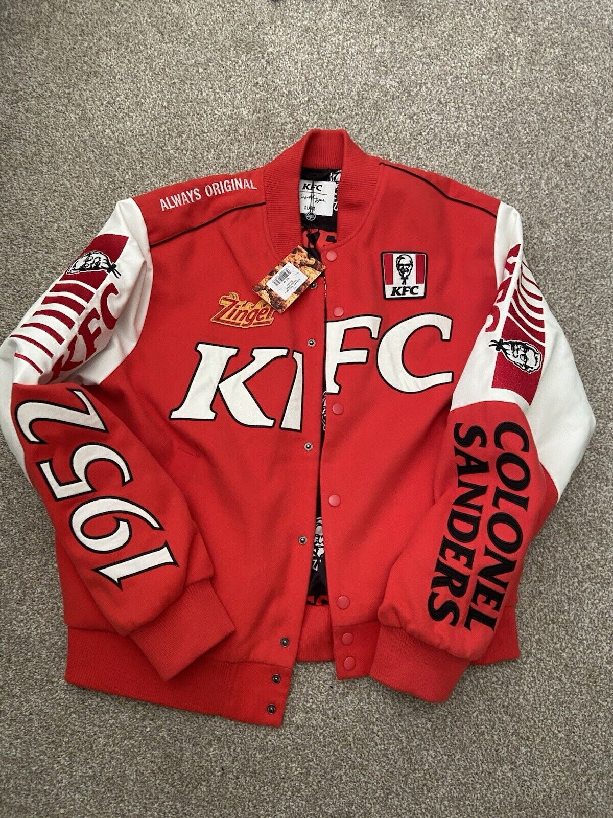 Stunning Hype X KFC Legacy Bomber Jacket Merch Limited Edition Size XL BNWT