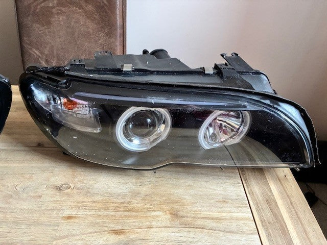 UK STOCK LT LED DRL XENON Headlights BMW 3-Series E46 Coupe Cabrio 03-07 black CUSTOMER RETURN