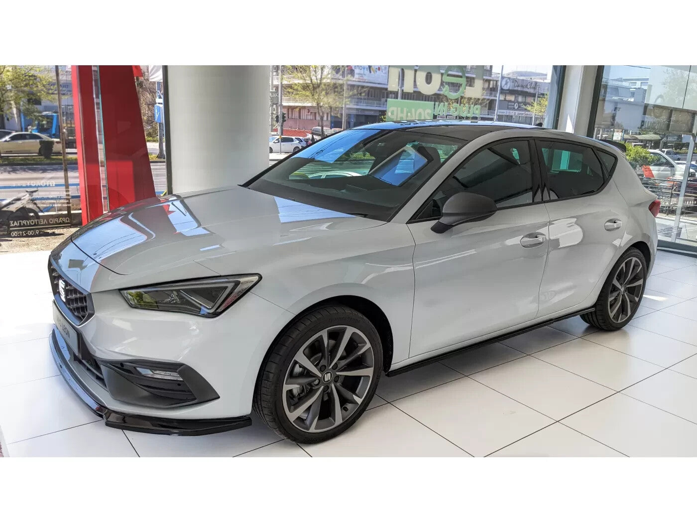 Motordrome Side Skirts Extensions Seat Leon Mk4 FR / Cupra Leon Gloss Black