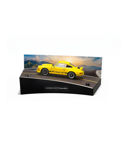FRANZIS Porsche 911 Carrera RS 2.7 Advent Calendar Collectable Desk Model Kit
