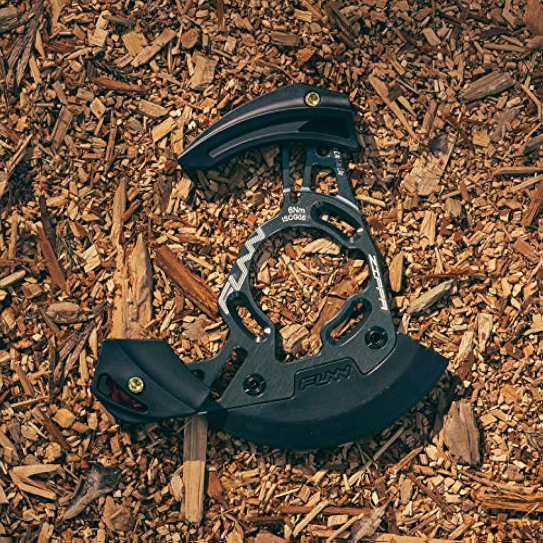 Funn Zippa DH Chain Guide, ISCG05 Interface, BSA Adapter Included, 32T-38T, Mountain Bike Chain Protector