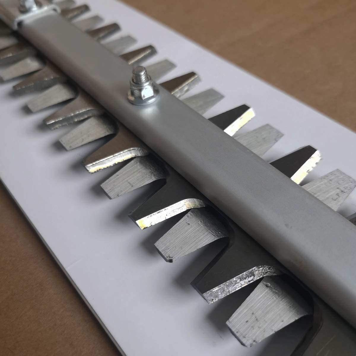 24" Hedge Trimmer Blade and Steel Bar Assembly for Stihl HS81 HS81R HS81RC HS81T P/N 4237 710 6051