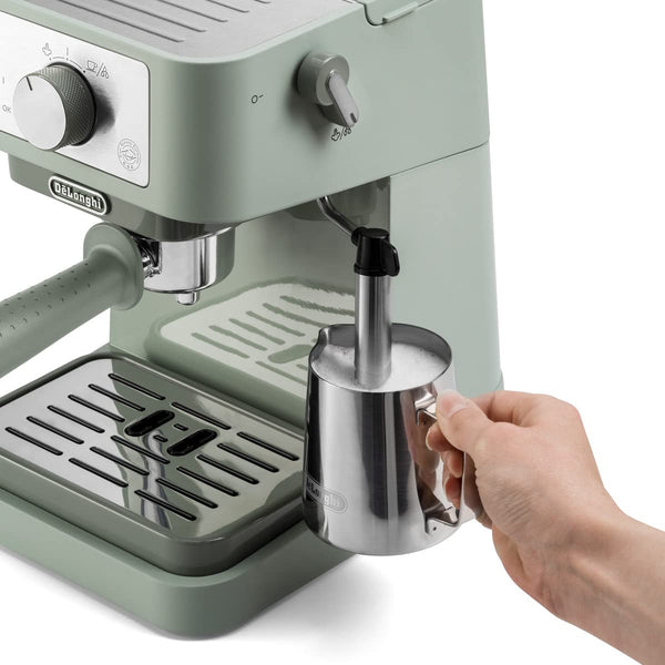 De'Longhi Manual Coffee Machine Stilosa EC260.CR, 15 Bar Pressure, Cappuccino System, Automatic Switch-Off, Compatible with ESE pods, 2 Level Tray, Capacity 1L Cream