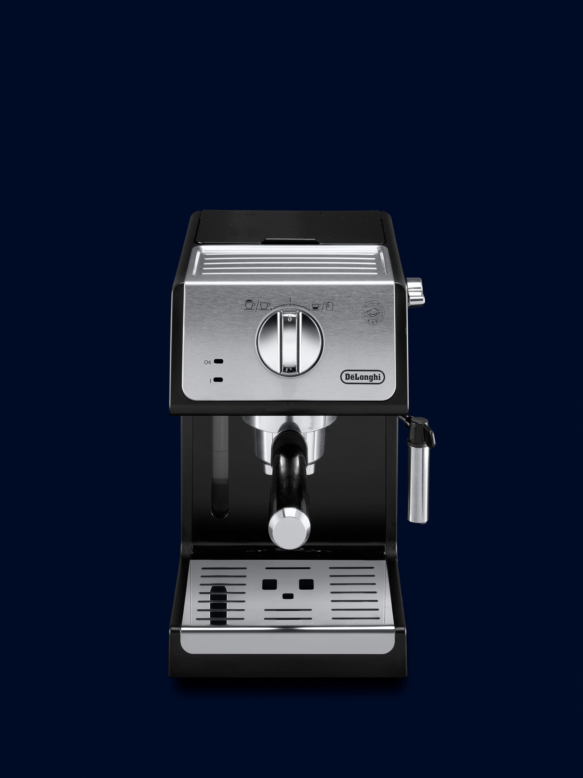 De'Longhi ECP35.31Traditional Barista Pump Espresso Machine, Coffee and Cappuccino Maker, Black