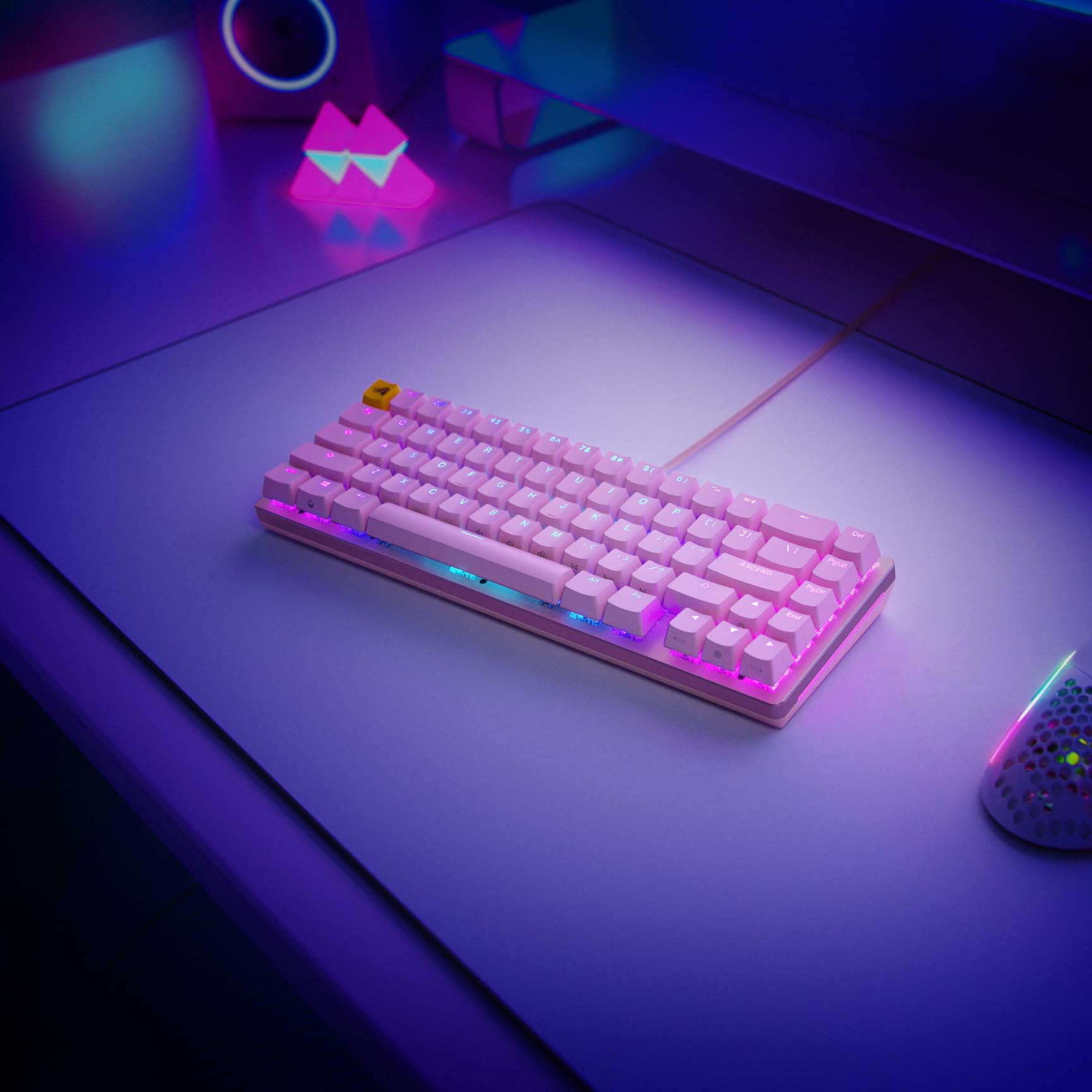 Glorious Gaming GMMK 2 Full Size (96%) - Mechanical Gaming Keyboard, Aluminium Frame, Customisable, Doubleshot Caps, Fox Switches, Per Key RGB, Full NKRO, English UK QWERTY Layout - Pink