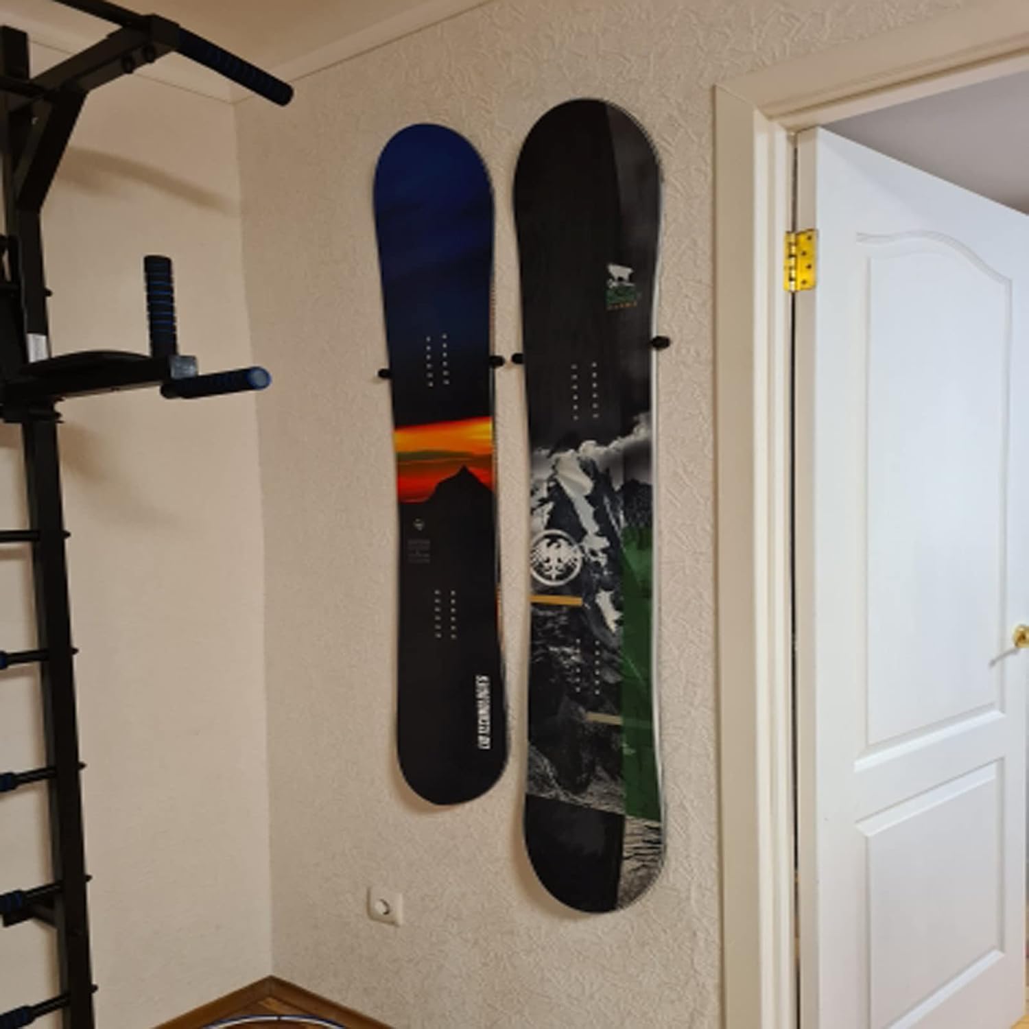 Ski/ Snowboard Storage Rack, Snowboard Display Rack, Wall Mount Storage Organizers, Floating Hanger Rack - Invisible Design - Hold 2 Snowboard - Screws and washer Included - Protect Snow Board
