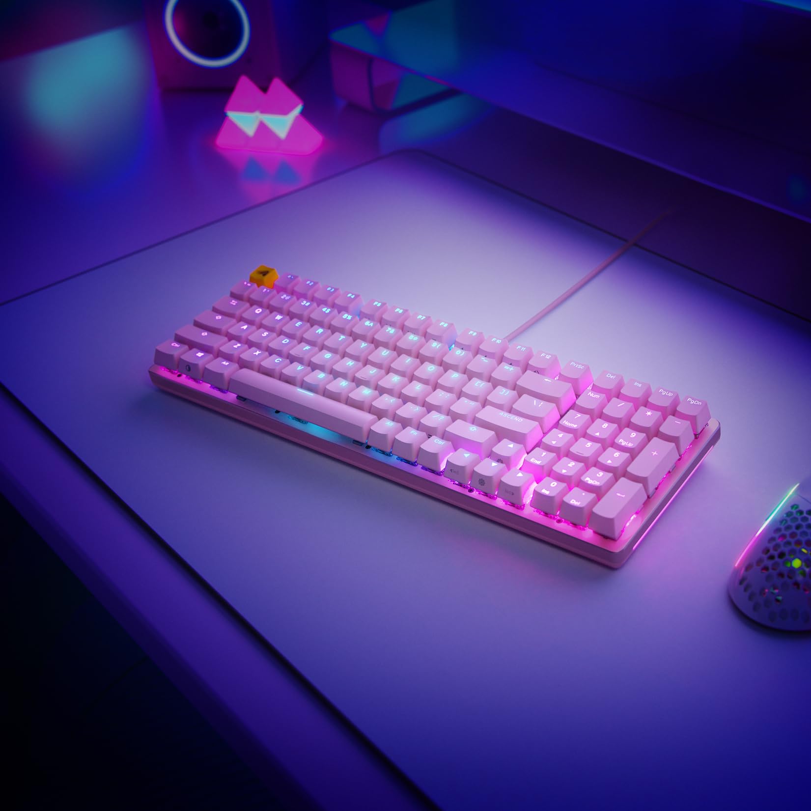 Glorious Gaming GMMK 2 Full Size (96%) - Mechanical Gaming Keyboard, Aluminium Frame, Customisable, Doubleshot Caps, Fox Switches, Per Key RGB, Full NKRO, English UK QWERTY Layout - Pink