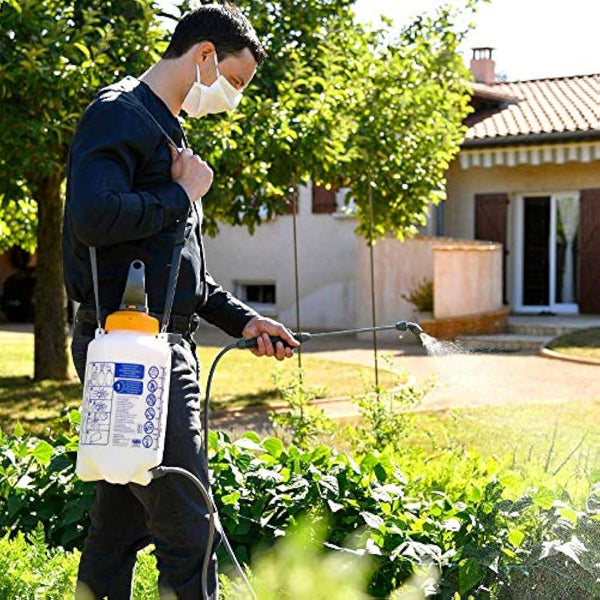 HOZELOCK - Pressure Sprayer Standard 7L : Versatile, Easy-to-use Sprayer, Ideal for Water-based Solutions (Insecticides, Fungicides, Weedkillers, Fertilisers), 30cm Lance [4231 0000]