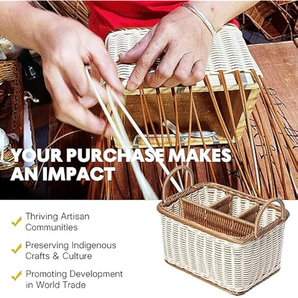 HEMOTON Rattan Cutlery Holder, Woven Cutlery Basket for Table, Table Holder for Cutlery and Utensils with Handles and 4 Division Compartments, for Kitchen, Dining Room, Garden or Picnic