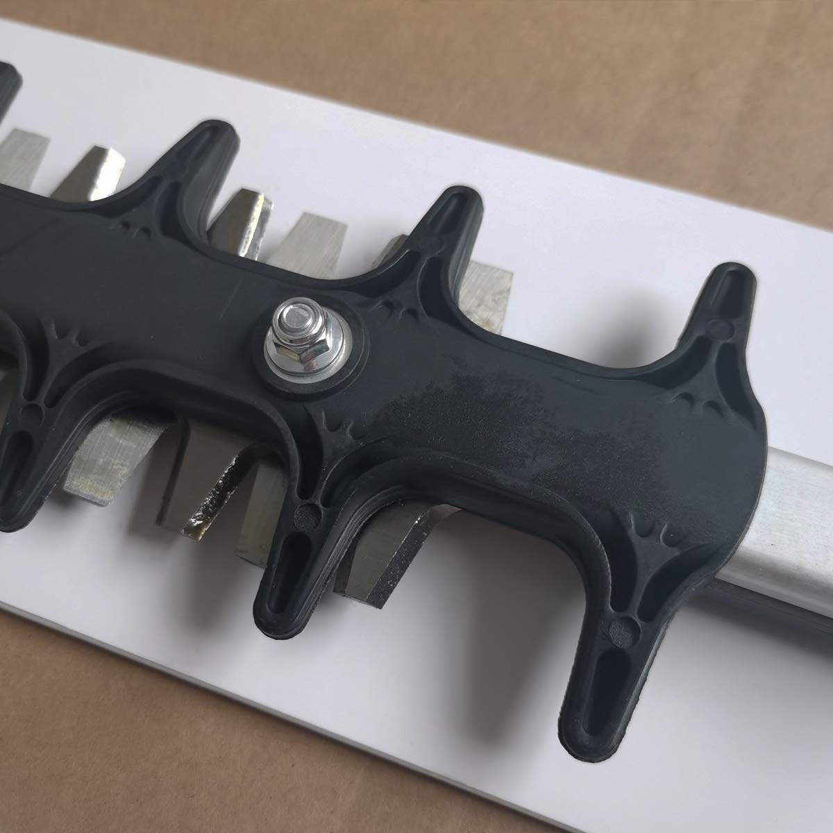 24" Hedge Trimmer Blade and Steel Bar Assembly for Stihl HS81 HS81R HS81RC HS81T P/N 4237 710 6051