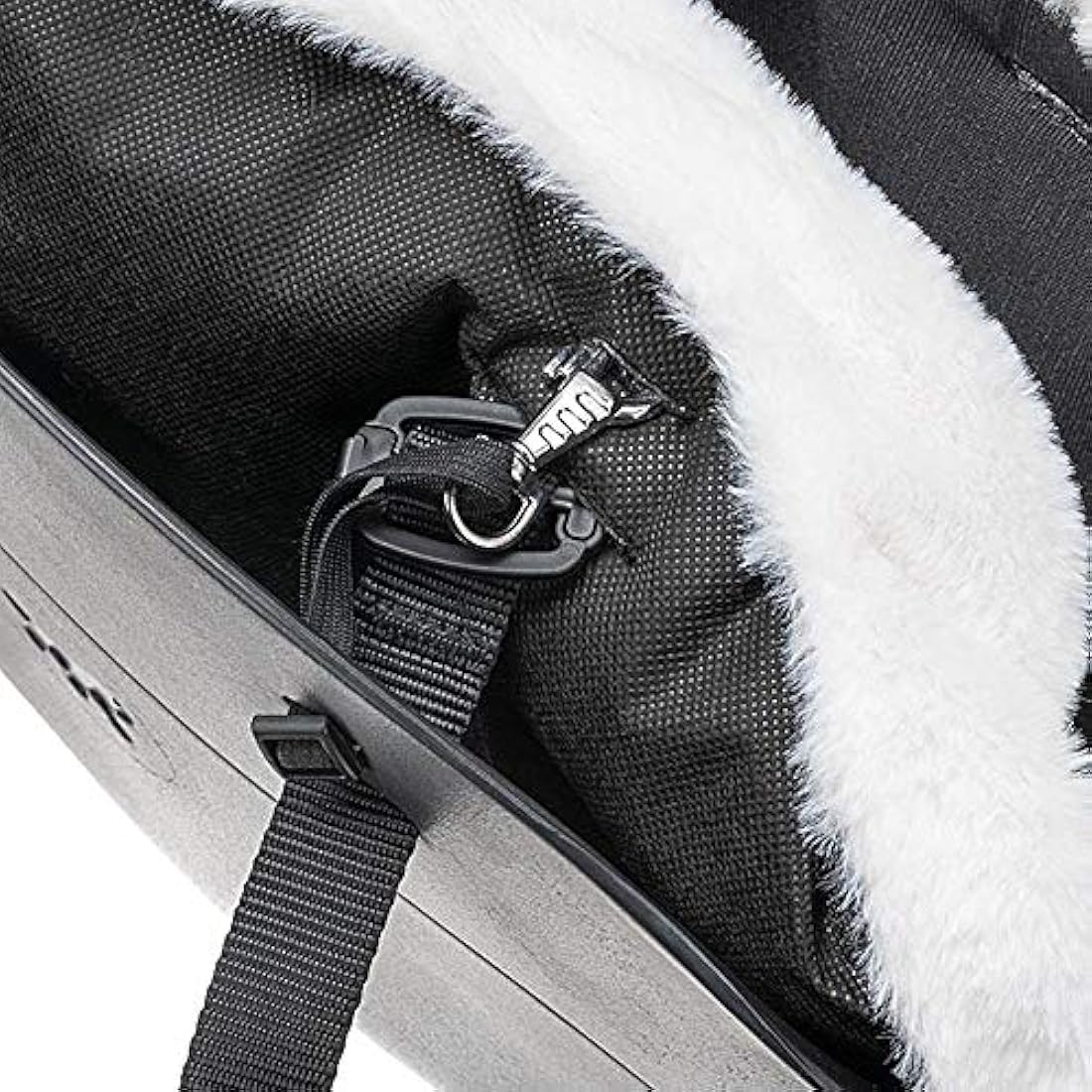 Ferplast Carrier bag for dogs WITH-ME WINTER, made of EVA, Soft rubber plastic, with faux-fur lining, Adjustable handles, Safety belt included, 21.5 x 43.5 x h 27 cm Black