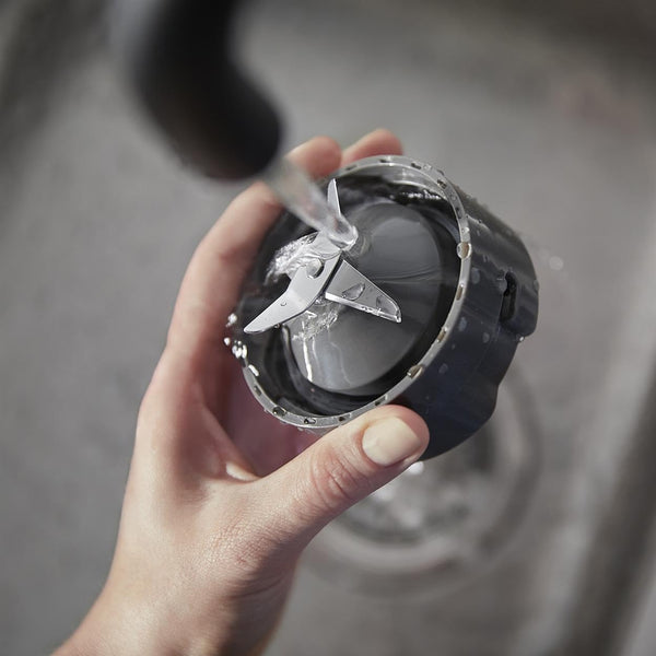 Philips Blender 3000 Series, ProBlend System, 2L Maximum Capacity, 1.25L Effective Capacity, 600W, 2 Speed Settings & Pulse, Glass Jar, Black