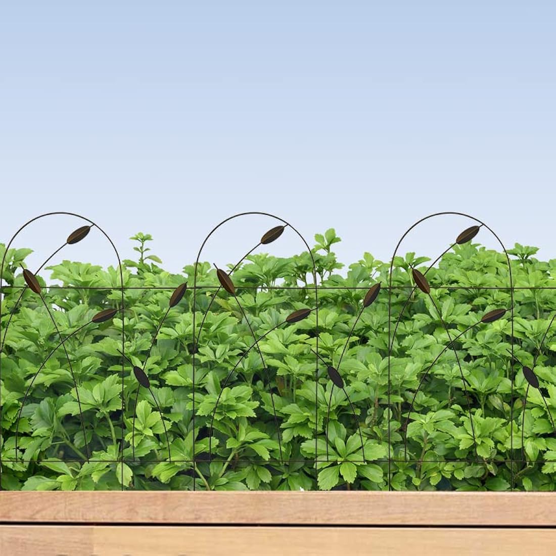 Thealyn Metal Decorative Garden Fence Panels, 82cm.H x 50cm.W (10 Panels, Total Length 4.9m) No Dig Fence Rustproof Wrought Iron Landscape Fencing for Flower Bed, Trees, Animal Barrier, Bronze