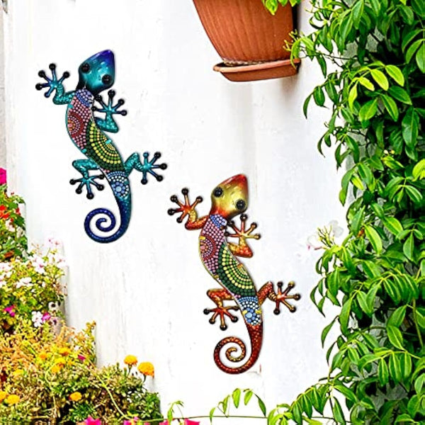 HONGLAND Metal Gecko Wall Art 2 Pack 15 Inch Lizard Outdoor Decor Hanging Glass Sculpture Decoration for Garden Fence Home