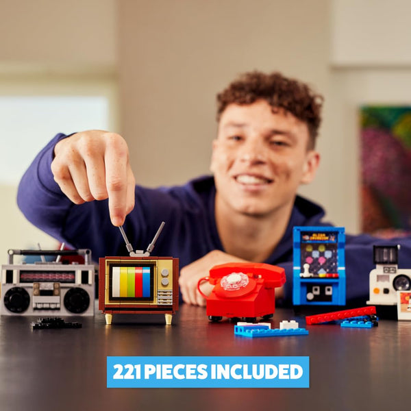 ZURU MAX Premium Retro Building Bricks (Cassette Radio) – Collectible Minis, Novelty Unboxing Toy for Kids, Creative Play Sets