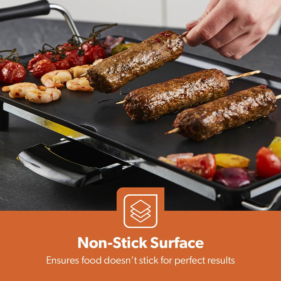 GEEPAS Teppanyaki Grill – Smokeless, Non-Stick, Adjustable Temperature - Easy-To-Clean, Removable Grease Tray, detachable cord – Indoor BBQ, Large Cooking Surface for Pancakes, Barbecue, Eggs and More