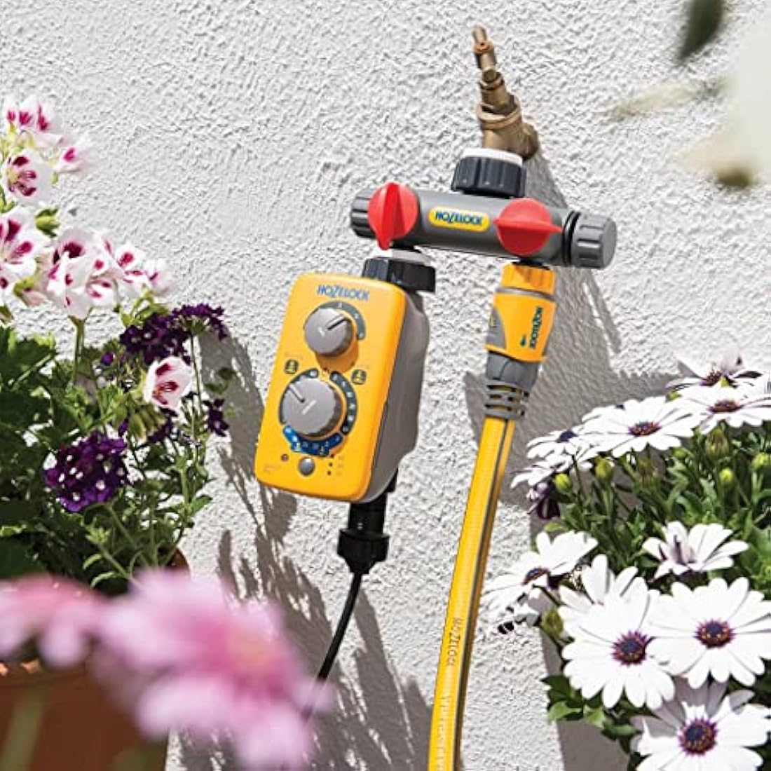 HOZELOCK - Multi-Tap Connector 2-Way : Ideal for Creating 2 Circuits on a Single Tap, With Independent Flow Valve for Each Outlet [2252 0000]