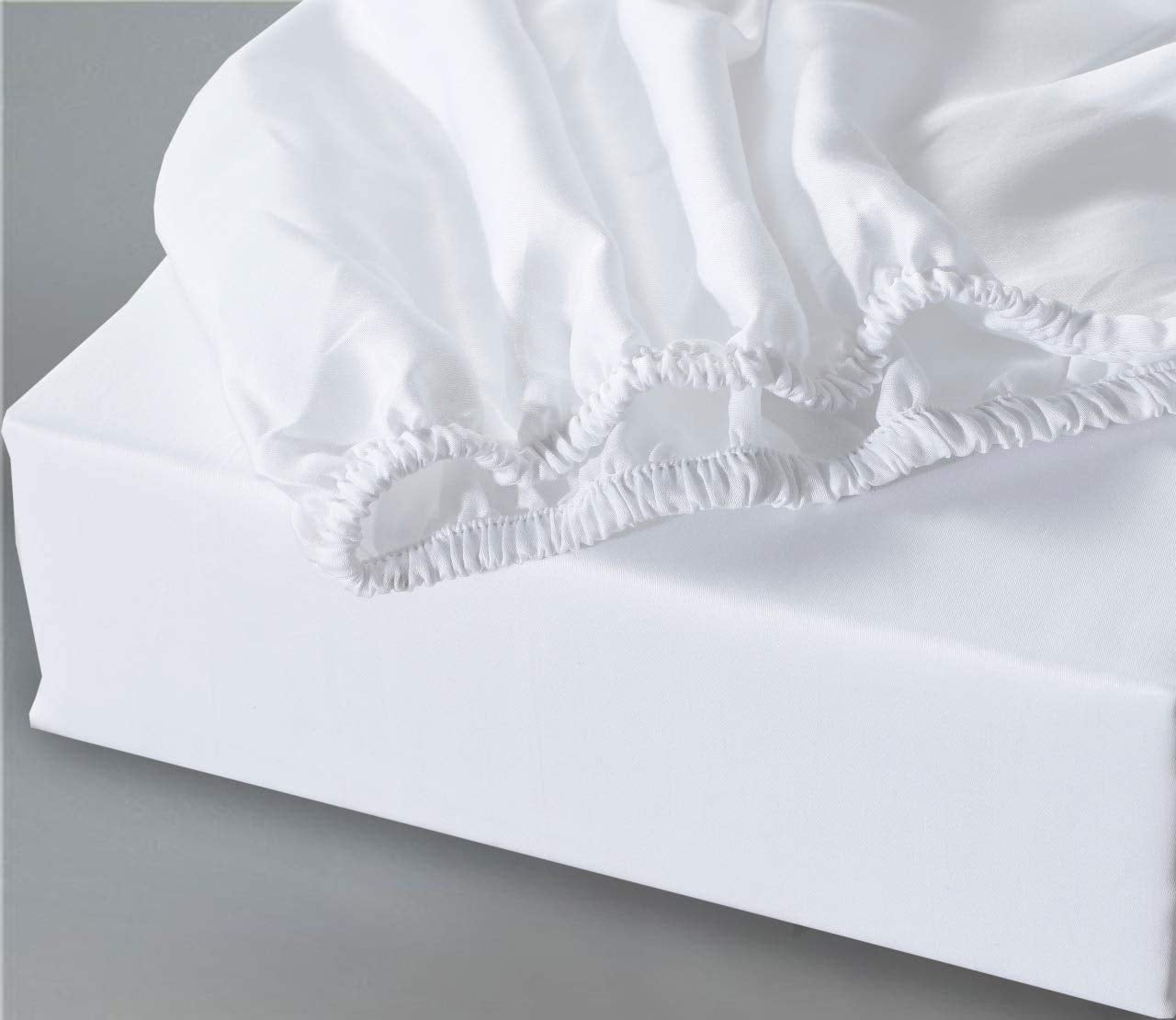 Fitted Sheets 40cm Depth - 800 Thread Count - 100% Egyptian Cotton Hotel Sateen Quality Bedding - White - King