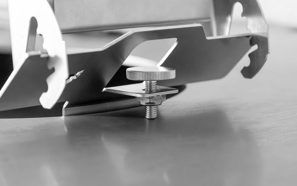 FENNEK Fire Plate Adapter for Flame Salmon Holder | For Fire Plates 5-15 mm Thick | Secure Hold Thanks to Knurled Nut | 100% Stainless Steel | Made in