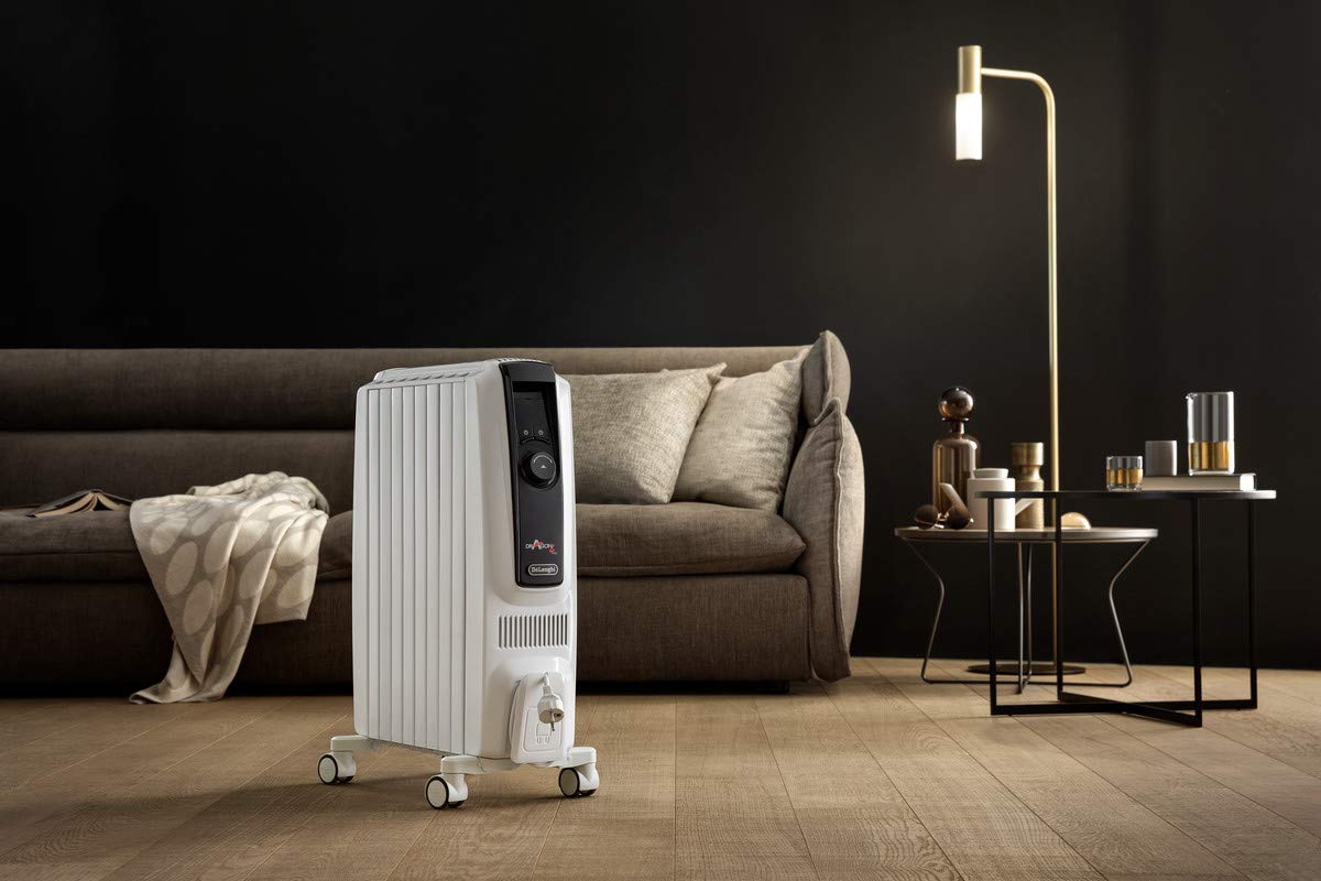 De'Longhi Dragon 4 TRDSX40820E.WB, Oil Filled Radiator with Electronic Timer, Quiet Heater with Functional Design, Chimney Design and Castors, Safety Thermostat, 3 Fan Settings, 2000W, White/Beige