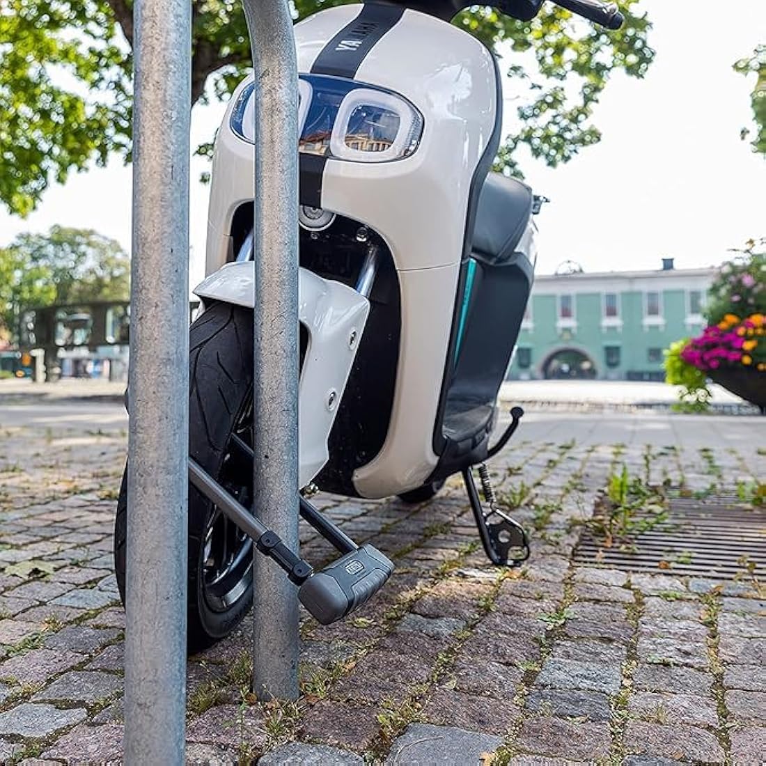 ABUS U-lock Granit XPlus 540 + SH B bracket - Bike lock with XPlus cylinder as tamper protection - security level 15-230 mm shackle height