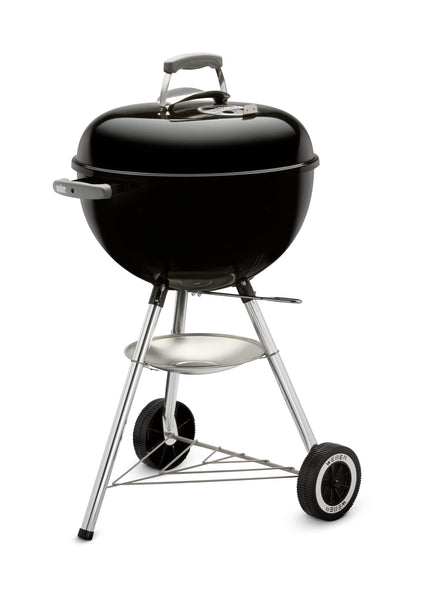 Weber Classic Kettle Charcoal Grill, Ø 57cm Grill Area, BBQ Grill with Porcelain-Enamelled Lid & Bowl, Lid Thermometer, Tripod Stand & Wheels, Chromed Grill Grate - Black (1341504)