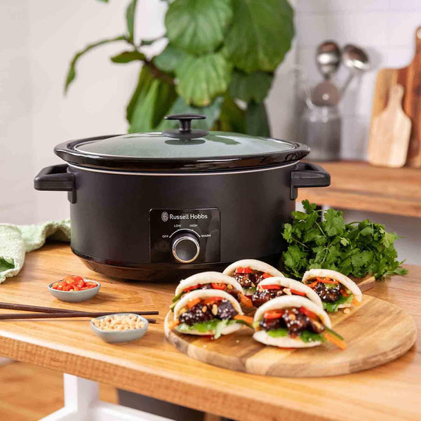 Russell Hobbs Good-to-Go 6.5L Electric Multicooker - 8 Digital functions inc Sear, Slow Cook, Steam, Boil, Keep warm & Roast, Cast aluminium housing, Glass lid, Dishwasher safe parts, 750W, 28270