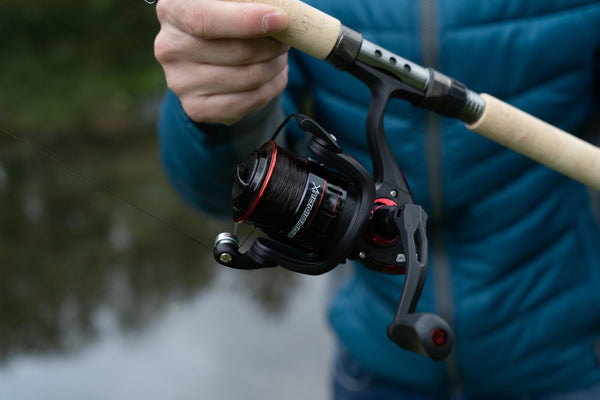 Abu Garcia Cardinal X Allround Spinning Reel, Fishing Free Spool Freshwater Reel for Predator Lure Fishing - Trout, Perch, Pike, Salmon, Robust and lightweight, Black and Red Aluminium Multiple Sizes