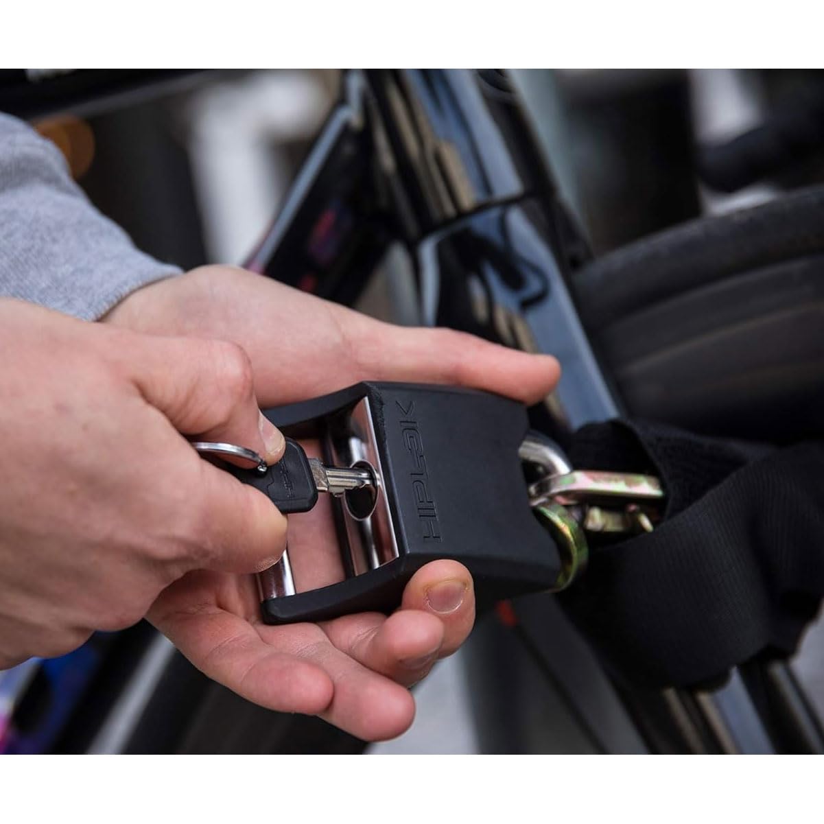 Hiplok Original Bike Chain with Lock - Black. 85cm with Stainless Steel Bicycle Chain Lock. 3 Keys + 10 Year Warranty. Sold Secure Silver Bike Lock