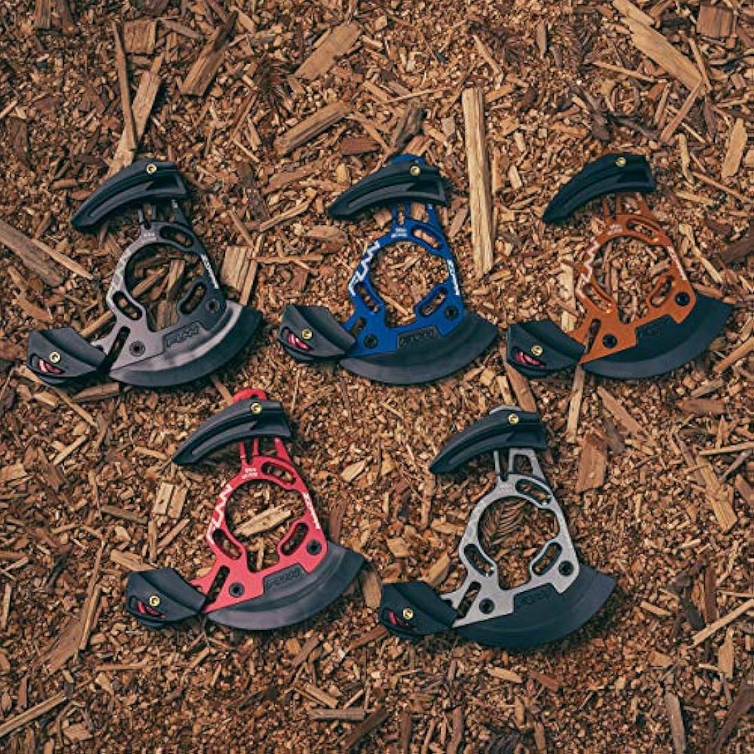 Funn Zippa DH Chain Guide, ISCG05 Interface, BSA Adapter Included, 32T-38T, Mountain Bike Chain Protector