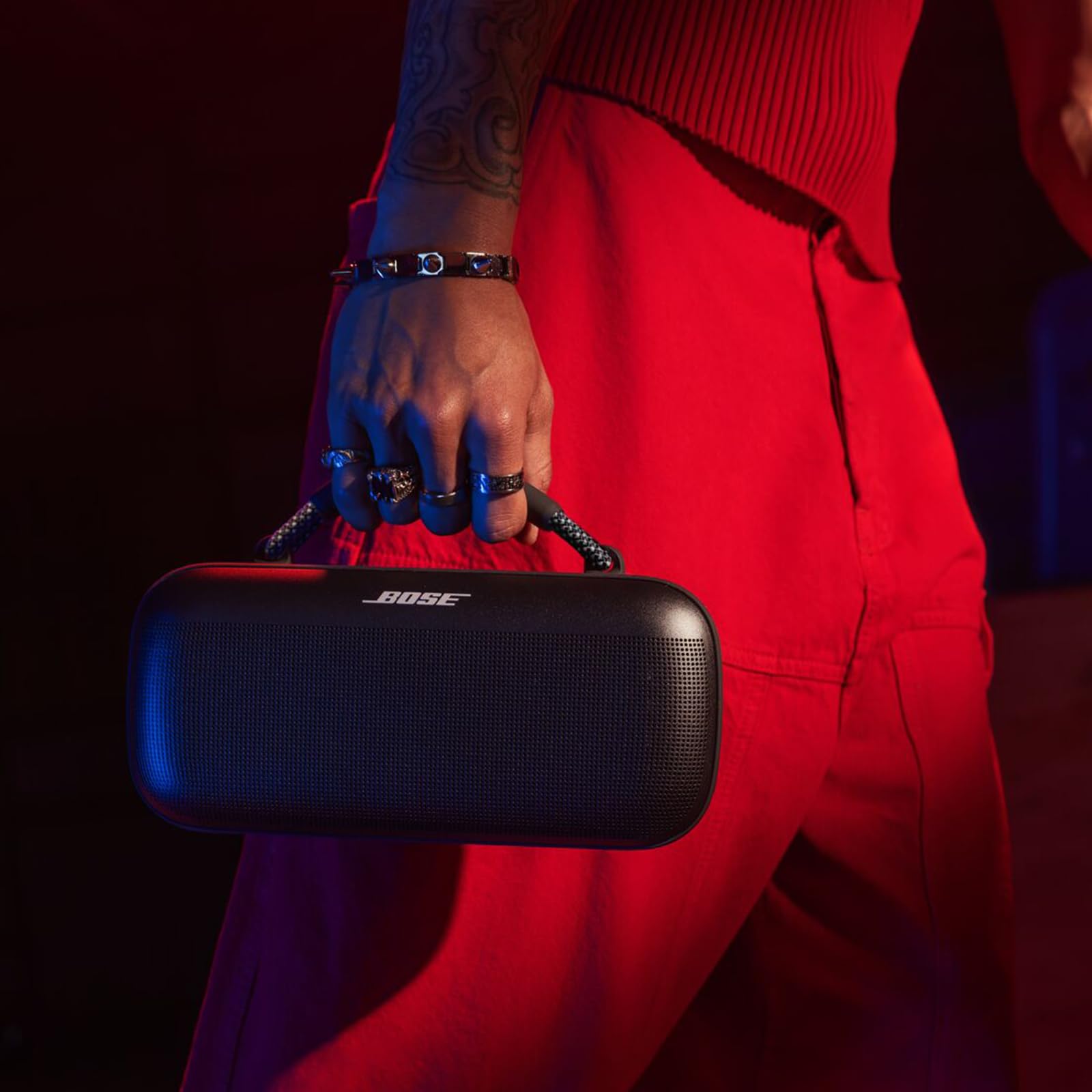 Bose SoundLink Max Portable Speaker, Large Waterproof Bluetooth Portable Sound Speaker, Up to 20 Hours of Battery Life, USB-C, Built-In 3.5 mm AUX Input, Black