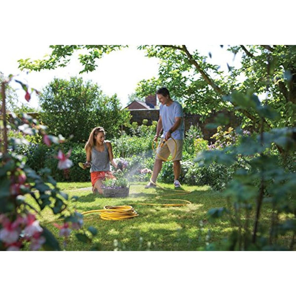 HOZELOCK - Starter Hose Kit ø 12.5mm (1/2") 30m : Versatile, UV-resistant Garden Hose, 4-layer Braided Reinforced Hose, Hard Wearing, Includes Fittings and Nozzle, 10 Year Guarantee* [7230P9000]