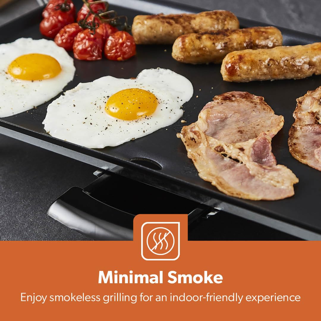 GEEPAS Teppanyaki Grill – Smokeless, Non-Stick, Adjustable Temperature - Easy-To-Clean, Removable Grease Tray, detachable cord – Indoor BBQ, Large Cooking Surface for Pancakes, Barbecue, Eggs and More