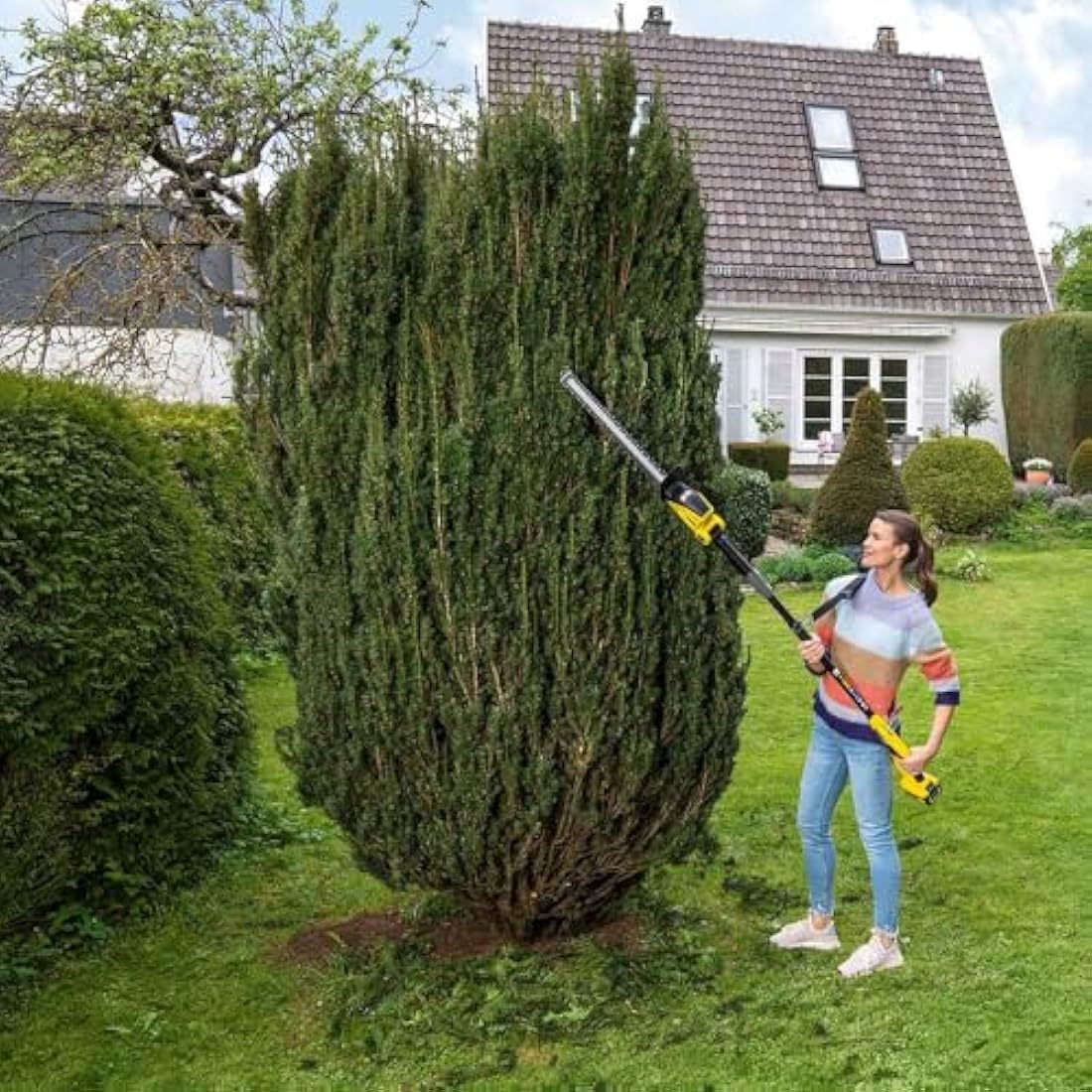 Kärcher 18v Cordless Pole Hedge Trimmer PHG 18-45, cutting length: 45 cm, extension insert, angled cutting head, power: max. 250-500 m, can be used with Kärcher 18v battery, battery not included