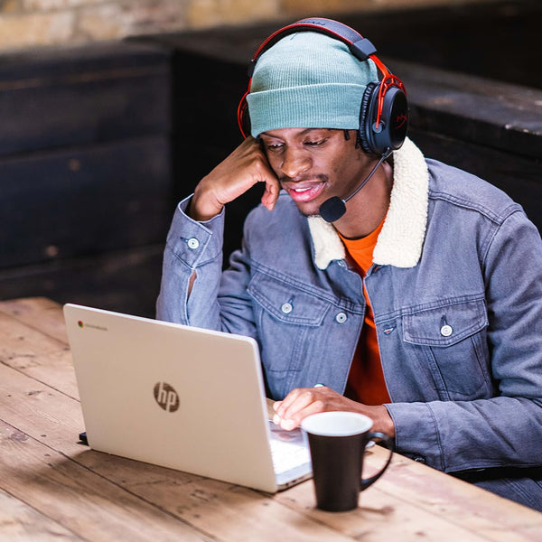 HyperX Cloud Alpha Wireless - Gaming Headset for PC, 300-hour battery life, DTS Headphone:X Spatial Audio, Memory foam, Dual Chamber Drivers, Noise-cancelling mic, Durable aluminium frame