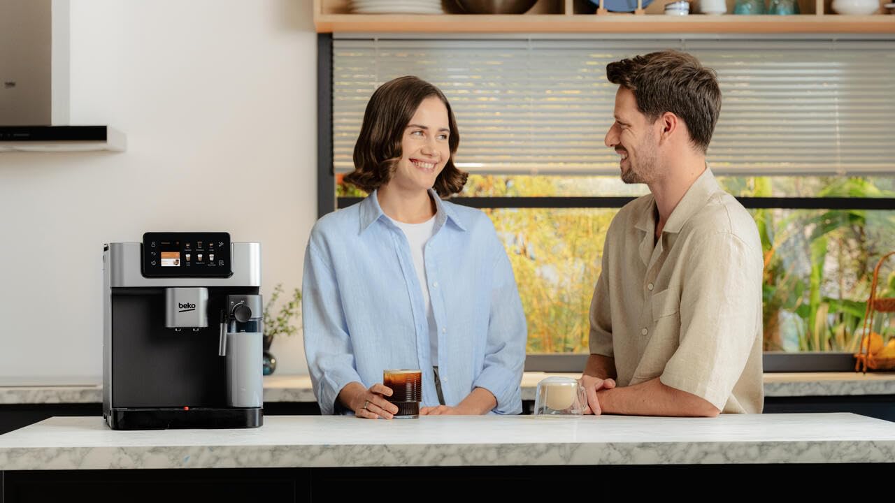 Beko Bean to Cup Coffee Espresso Machine CaffeExperto CEG7304X | Milk Jug | Colour Touch Screen Panel | 19 Bar Pressure, 2 Coffee Nozzles | Fully Automatic, Silver