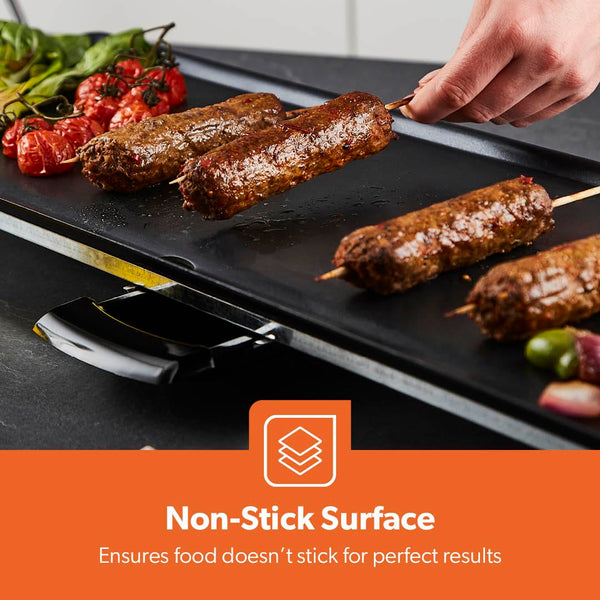 GEEPAS Teppanyaki Grill – Smokeless, Non-Stick, Adjustable Temperature - Easy-To-Clean, Removable Grease Tray, detachable cord – Indoor BBQ, Large Cooking Surface for Pancakes, Barbecue, Eggs and More