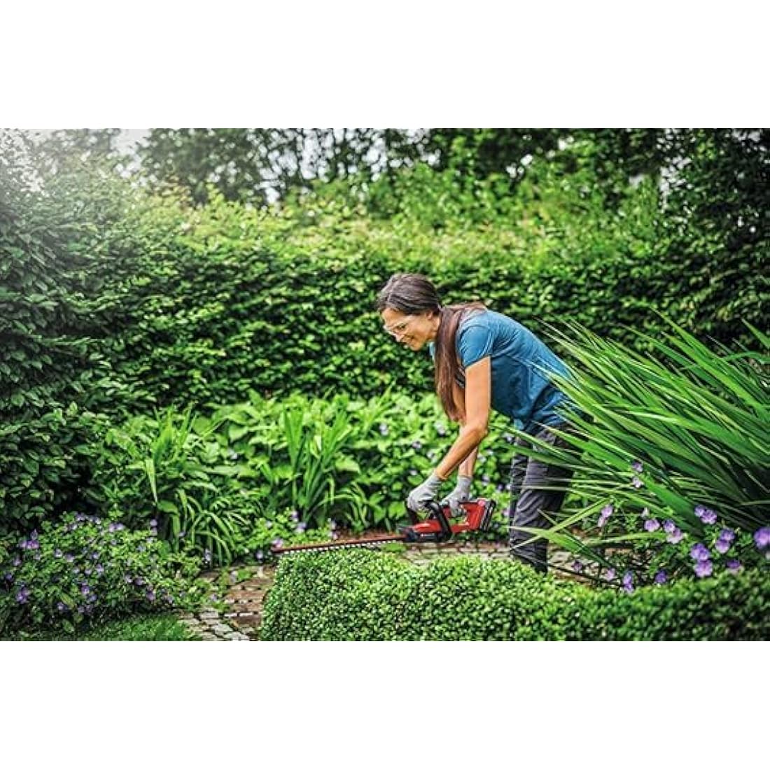 Einhell cordless hedge trimmer GC-CH 18/40 Li Solo Power X-Change (Li-ion, metal gearbox, aluminium blade cover, incl. quiver without battery or charger)