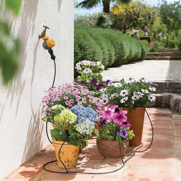 HOZELOCK - Drip Watering Kit 15 Pot : Self-contained System Complete with Timer, Ideal for Potted Plants and Window Boxes, for Precise, Water-saving