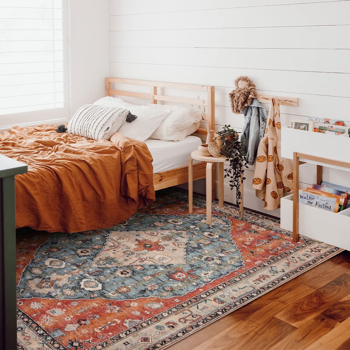 KIMODE Vintage Boho Area Rug - 150 x 210cm, Non-Slip, Washable, Soft, Short Pile, Non-Shedding Floor Carpet for Living Room & Bedroom