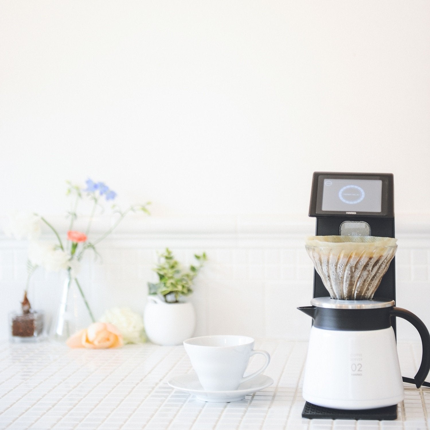 Hario CD-V60-02-white-600ml Thermal jug Insulated Server V60-02-white-600ml, Stainless Steel, White